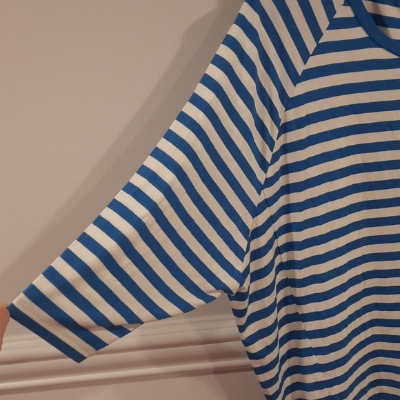 Michael Kors NWT 2X striped blouse - Picture 4 of 6